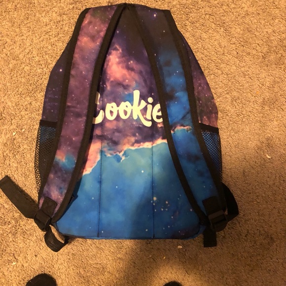 Backpack - Picture 1 of 2